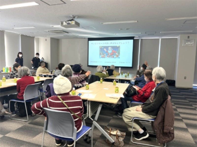 認知症カフェクイズ大会の様子１